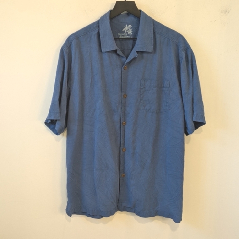 Tommy Bahama Blue Tropical Leaf Printed 100% Silk Button Up Short Sleeve Shirt